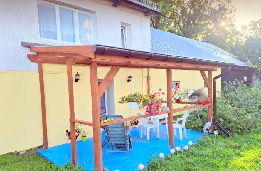 Przy Rajskim Sadzie Ferienhaus *