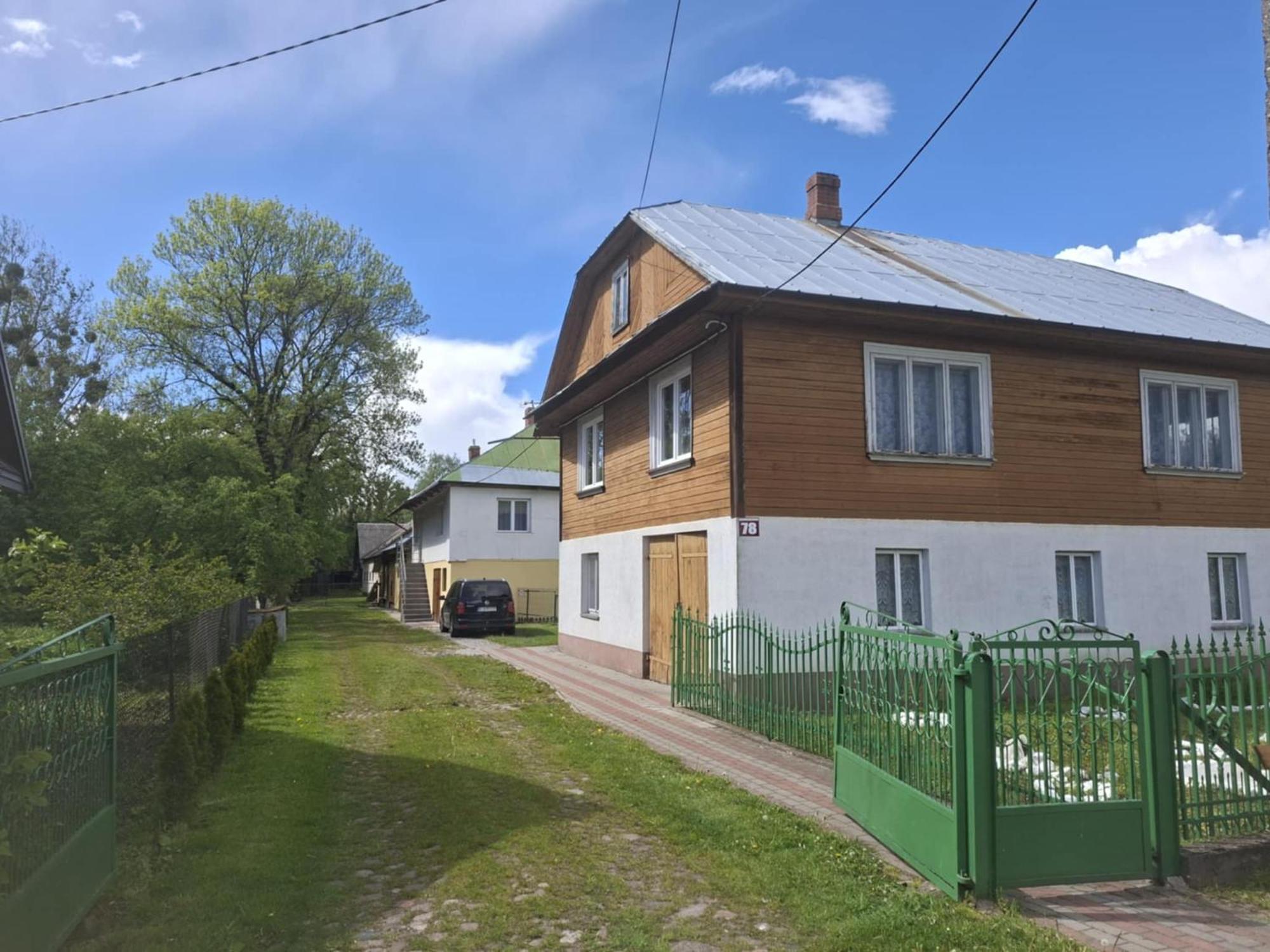 Przy Rajskim Sadzie Ferienhaus Nowy Berezów